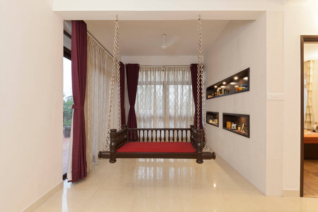 Residence No.1 at Panache, chennai, Synergy Architecture and Interiors Synergy Architecture and Interiors Classic style balcony, veranda & terrace