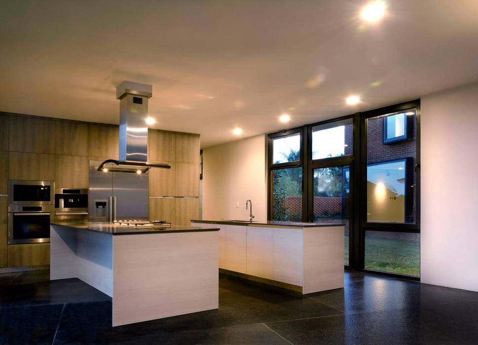 homify Built-in kitchens Concrete