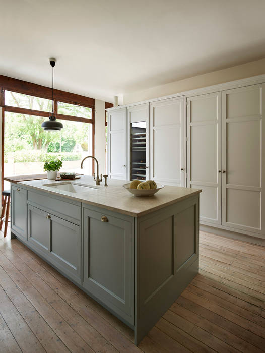 Teddy Edwards showroom Oxford Teddy Edwards Kitchen units Kitchen Architecture,Teddy Edwards,bespoke kitchen,traditional kitchen,open plan kitchen,integrated kitchen,kitchen island