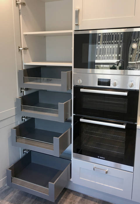 Space tower Greengage Interiors Kitchen units Blum