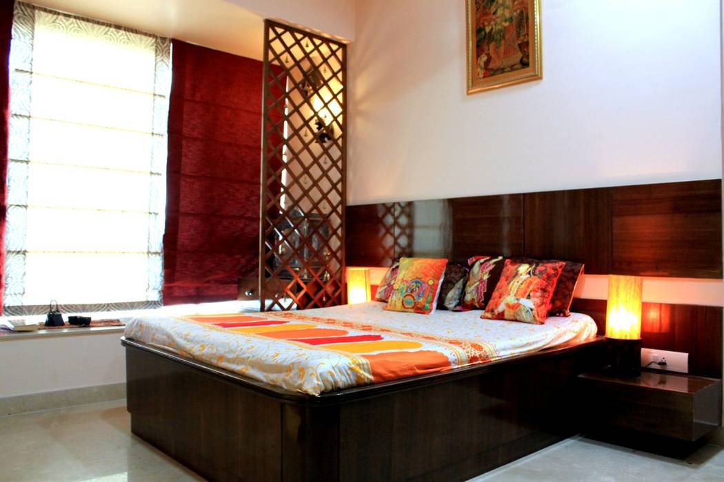 Parents Room with dedicated Pooja Area Dezinebox Modern style bedroom