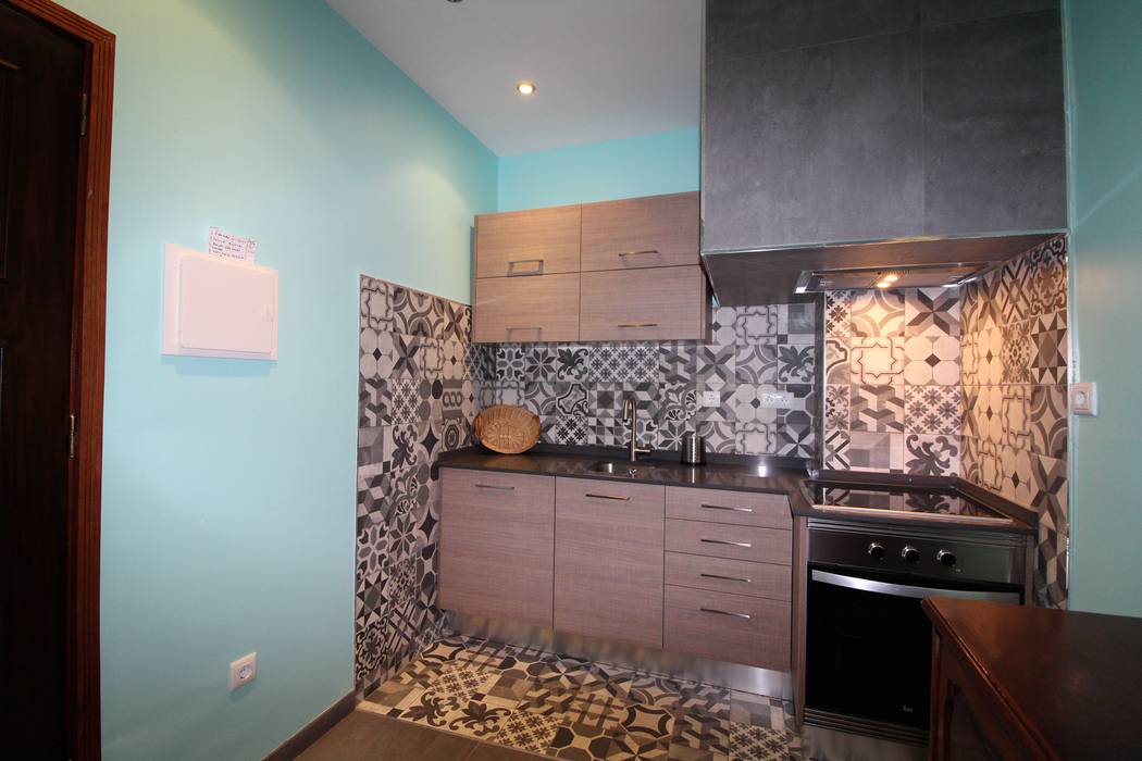 Casa Rocha, Vintage Algarvio Cozinhas mediterrânicas por Atelier Ana Leonor Rocha Mediterrânico