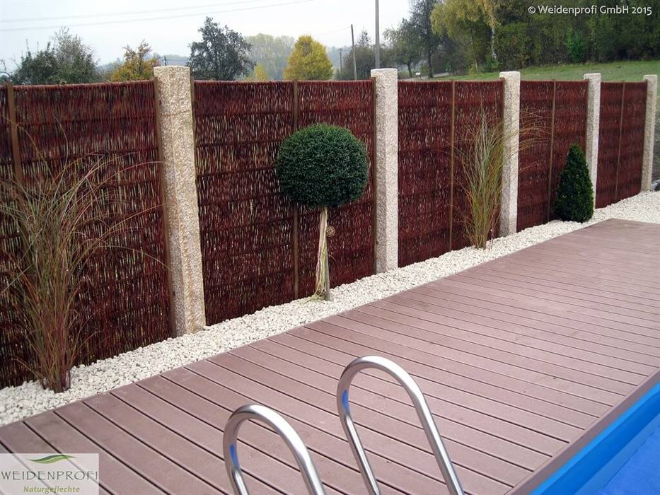 Privacy in giardino, ONLYWOOD ONLYWOOD Classic style garden Wood Wood effect Fencing & walls