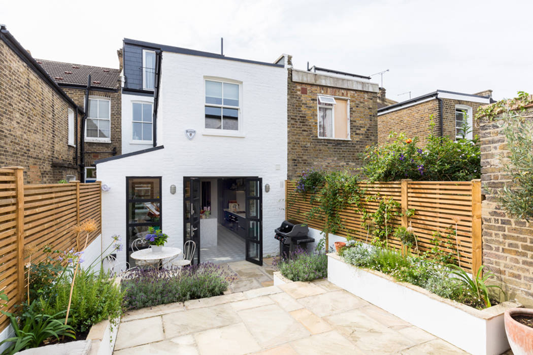 North West London Terraced House, VORBILD Architecture Ltd. VORBILD Architecture Ltd. 排屋 crittal,extension,stone tiles