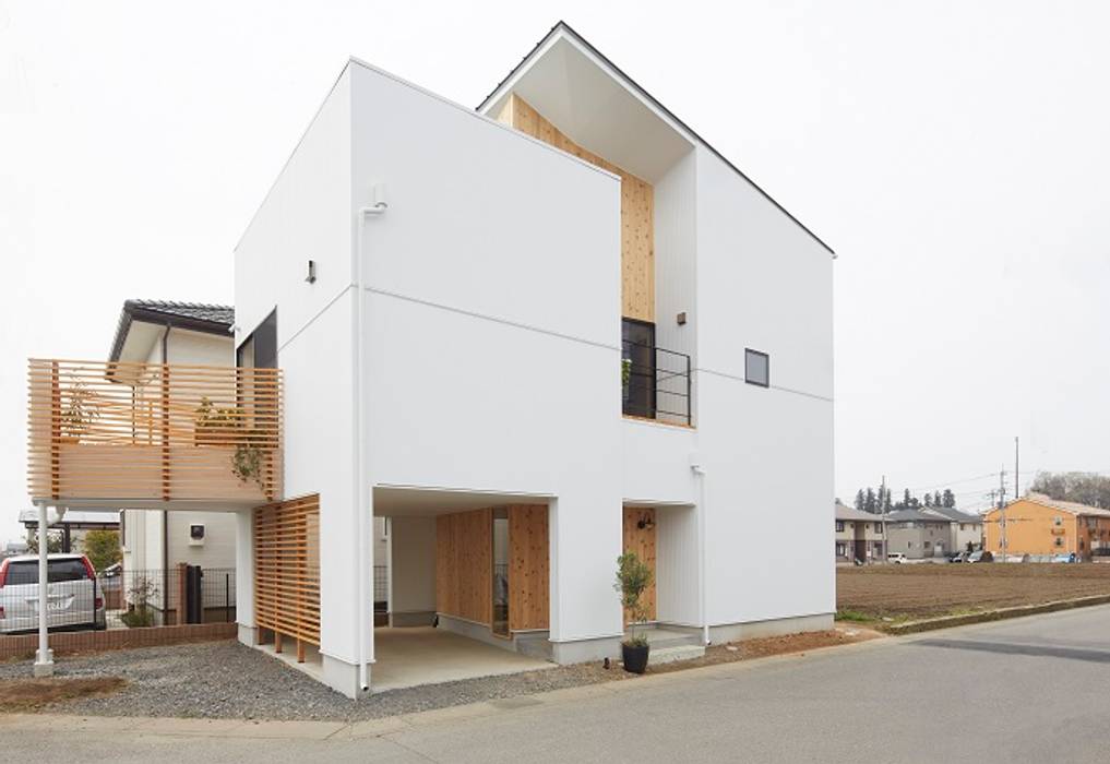 斜の家, 建築設計事務所RENGE 建築設計事務所RENGE Wooden houses Metal