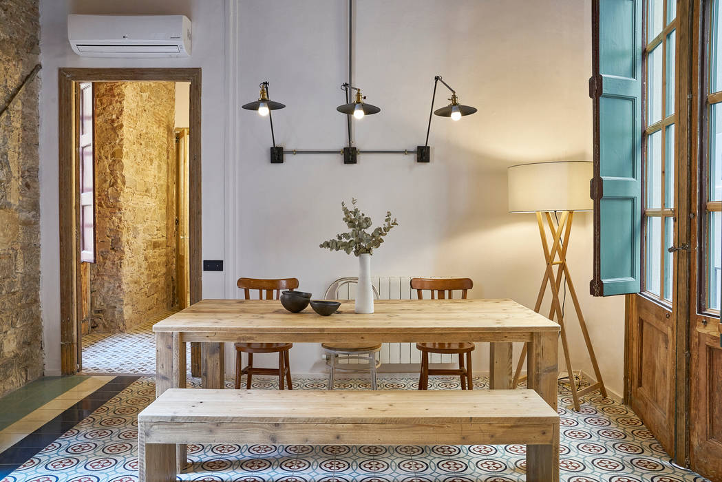 ROSIC APARTMENT, Bloomint design Bloomint design Comedores de estilo mediterráneo