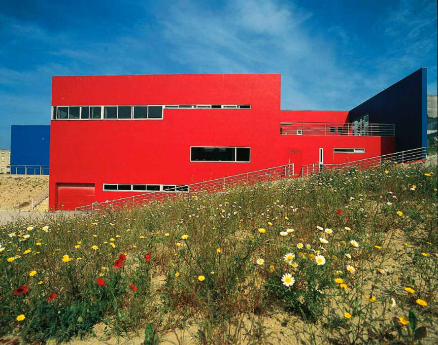 Lar da Terceira Idade, Nuno Ladeiro, Arquitetura e Design Nuno Ladeiro, Arquitetura e Design Espaços comerciais Hospitais