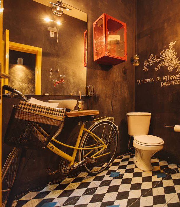 Banheiro Flavia Machado Arquitetura Espaços comerciais Azulejo bicicleta,banheiro,lavabo,retro,ladrilho,lousa,Espaços gastronômicos