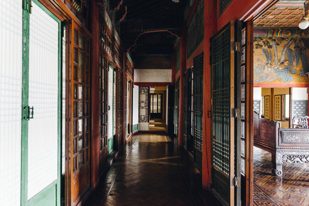왕후의 시선, PoisonSong PoisonSong Asian style corridor, hallway & stairs