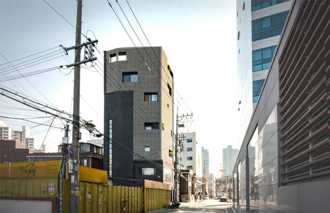 See-through Building 시스루 빌딩, HBA-rchitects HBA-rchitects Country style house