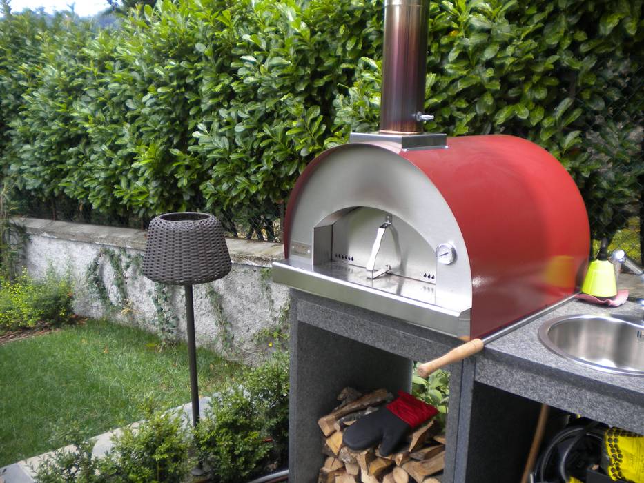 Giardino - Villa sul Lago di Como Formarredo Due design 1967 Giardino anteriore bbq,forno barbecue,barbecue,giardino,terrazzo,terrazza