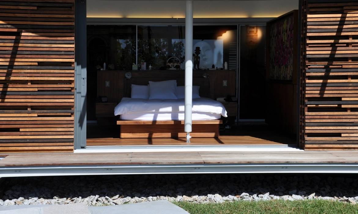 Bedroom Van der Merwe Miszewski Architects Modern style bedroom Wood Wood effect