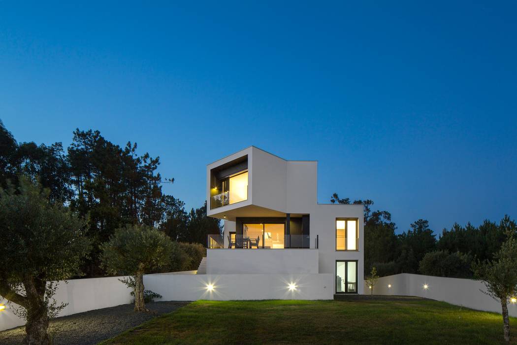 Casa Vale da Catarina 2, A2+ ARQUITECTOS A2+ ARQUITECTOS فيلا