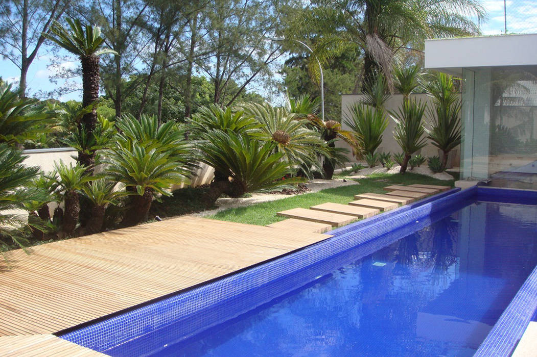 Piscina Renata Esbroglio Arquitetura Piscinas infinitas Cerâmica