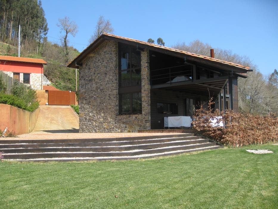 CASA LINARIEGA, BALDO ARQUITECTURA BALDO ARQUITECTURA Single family home Stone