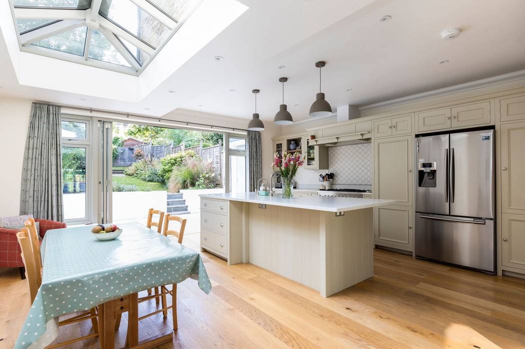 Open Plan Kitchen and Dining Room homify Kitchen Roof lantern,Open plan,Wood flooring