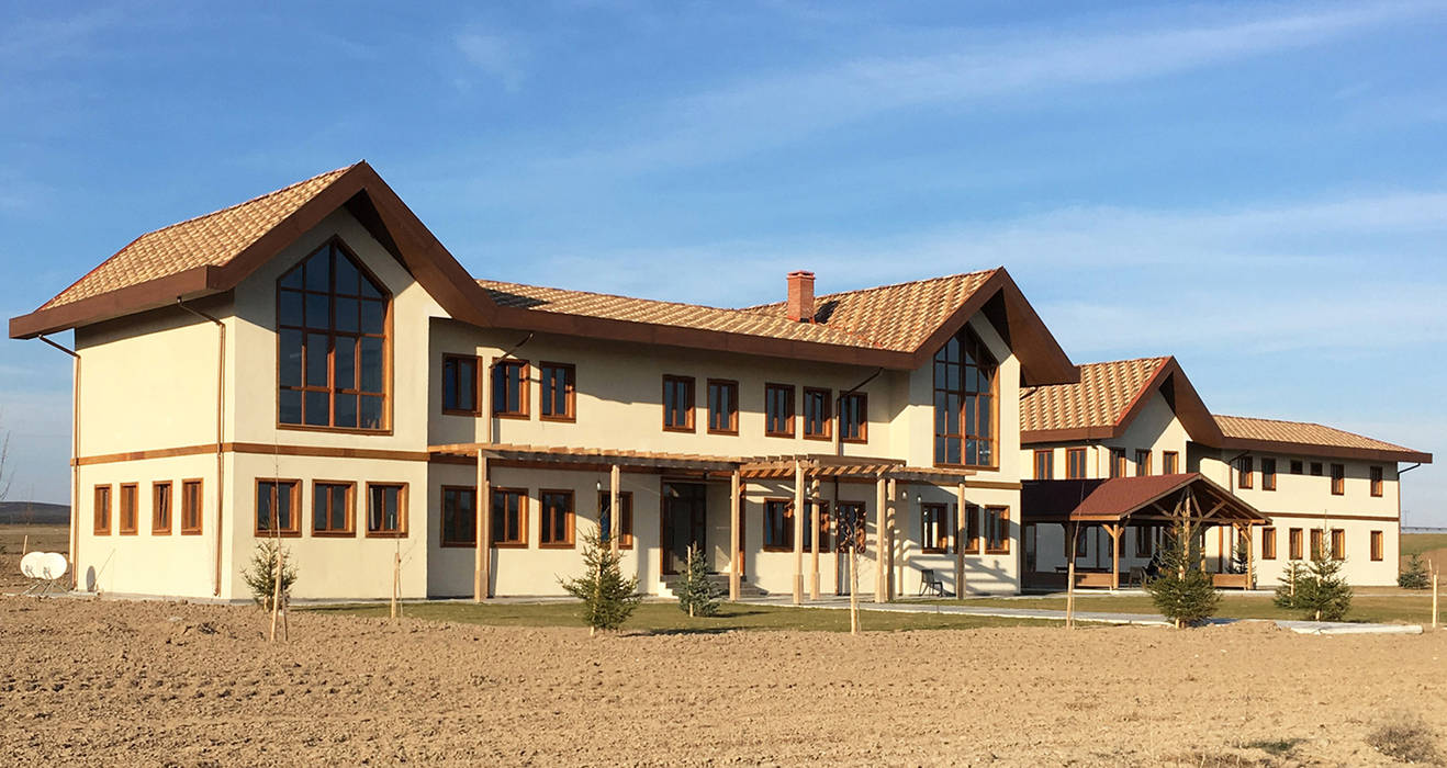 Adatarım Farm Administrative and Accommodation Buildings Tolga Archıtects Villa Tasarım,Mimarlık,Çiftlik Evi,Beşik Çatı,Ahşap Pergola,çatı,Eskişehir