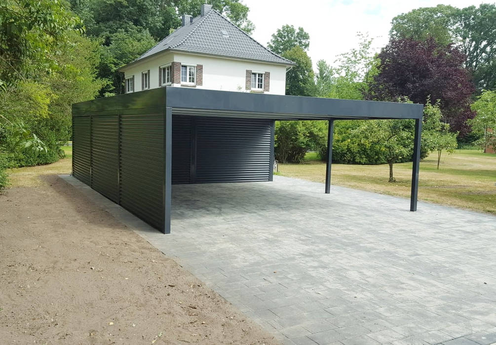 Durchdachtes Metallcarport, Carportking.de - Mathias Hinz Carportking.de - Mathias Hinz برجولا للسيارة فلز