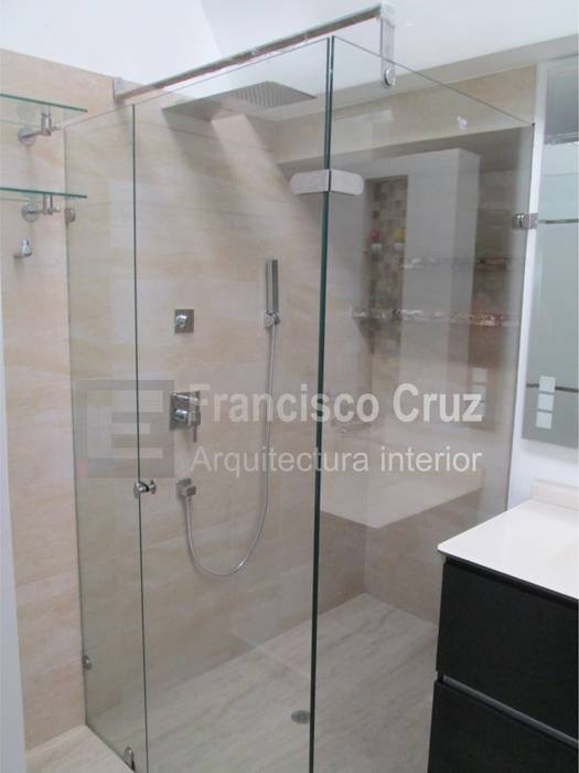 División baño Francisco Cruz Arquitectura interior