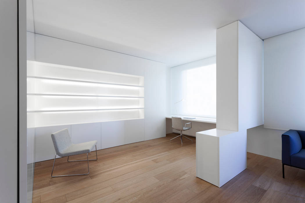 FLAT, FRAN SILVESTRE ARQUITECTOS FRAN SILVESTRE ARQUITECTOS مكتب عمل أو دراسة خشب Wood effect