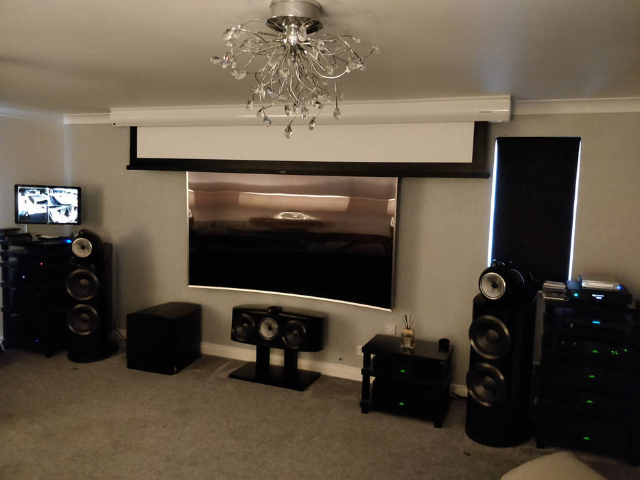 Hoem Cinema - Screen emerging HiFi Cinema Ltd. Moderner Multimedia-Raum Home Cinema,HiFi,Dolby Atmos,Electric Screen