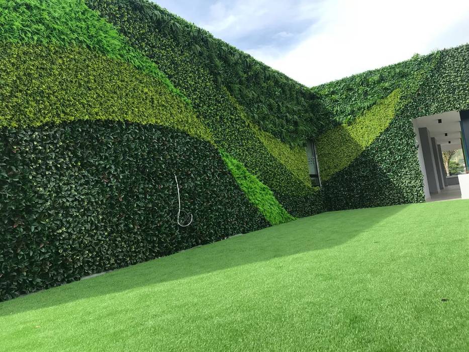 Artificial vertical garden wall creation with artificial hedges Sunwing Industries Ltd Ruang Komersial Plastik Ruang Komersial