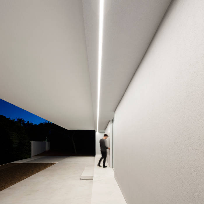 Casa entre la Pinada, FRAN SILVESTRE ARQUITECTOS FRAN SILVESTRE ARQUITECTOS Rumah Gaya Mediteran