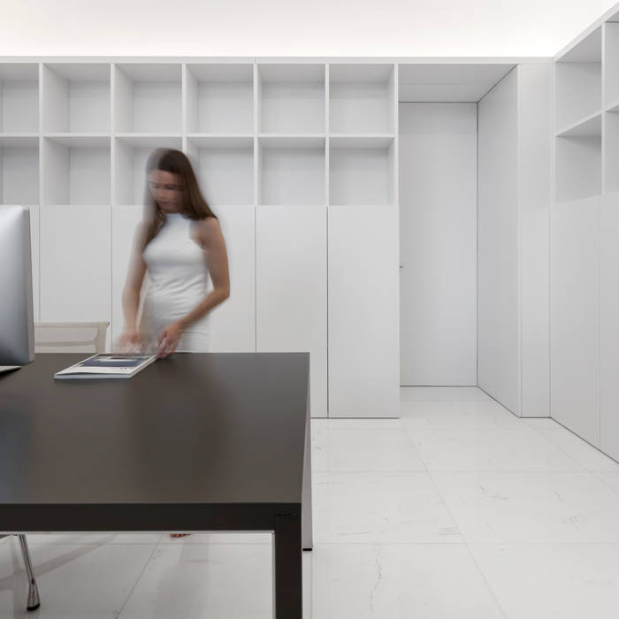 Casa entre la Pinada, FRAN SILVESTRE ARQUITECTOS FRAN SILVESTRE ARQUITECTOS مكتب عمل أو دراسة