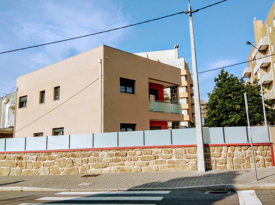 Remodelação de moradia em Vila Nova de Gaia, PROJETARQ PROJETARQ Rumah tinggal