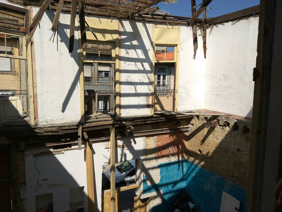 Lofts Cândido dos Reis - Fachada pré-existente PROJETARQ Paredes e pisos clássicos Reconstrução,Reabilitação