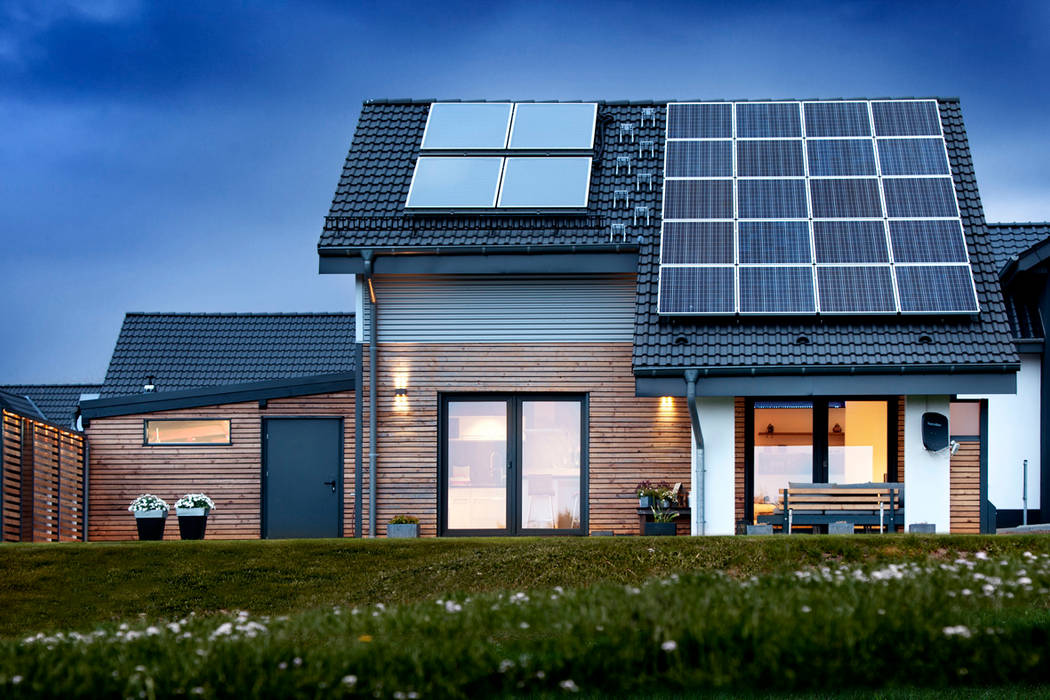 Holzhaus überrascht mit cleverem Energiekonzept - Ein Smart Home muss nicht teuer sein, Gira, Giersiepen GmbH & Co. KG Gira, Giersiepen GmbH & Co. KG Single family home