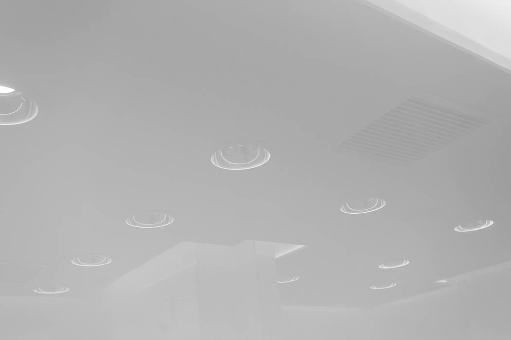 Cerámica de gran formato para revestir los nuevos aseos del aeropuerto de Palma de Mallorca (España) , ITT Ceramic ITT Ceramic 商业空间 機場