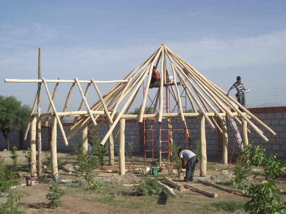 Quinta Providencia, TECTUM Diseño & Construccion TECTUM Diseño & Construccion Garden Shed Bamboo Green