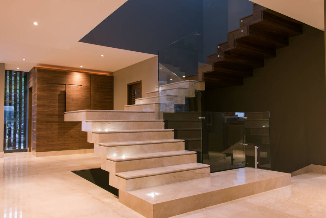 homify Escaleras Mármol