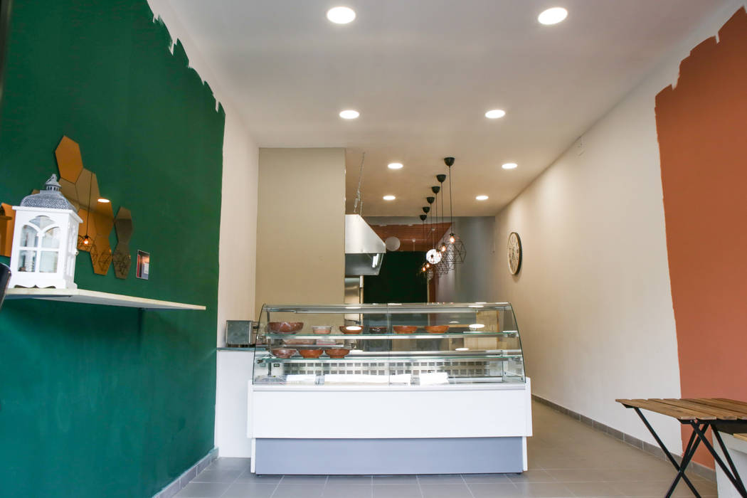 TO.DA. Food Panineria, T_C_Interior_Design___ T_C_Interior_Design___ พื้นที่เชิงพาณิชย์ ห้องทำงานและสำนักงาน