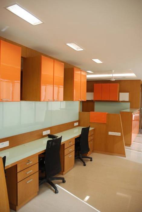 Office work, unlimteddesigns/bansal designs unlimteddesigns/bansal designs Commercial spaces Plywood Offices & stores