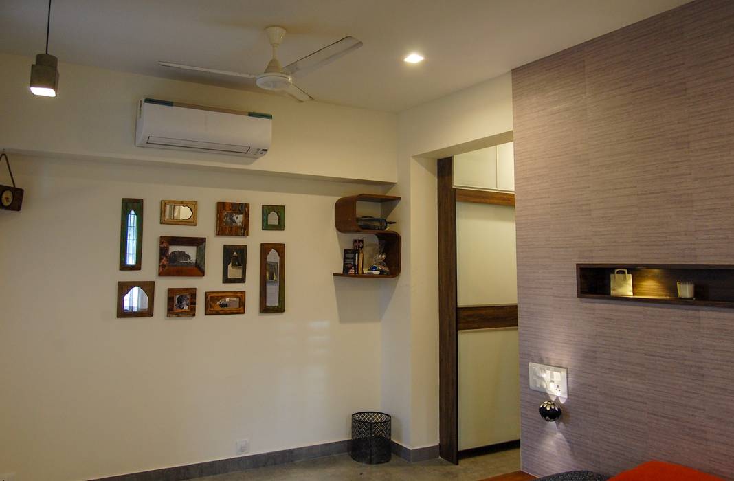 Apartment interiors- Kalakshetra, Chennai, Synergy Architecture and Interiors Synergy Architecture and Interiors Eclectic style bedroom