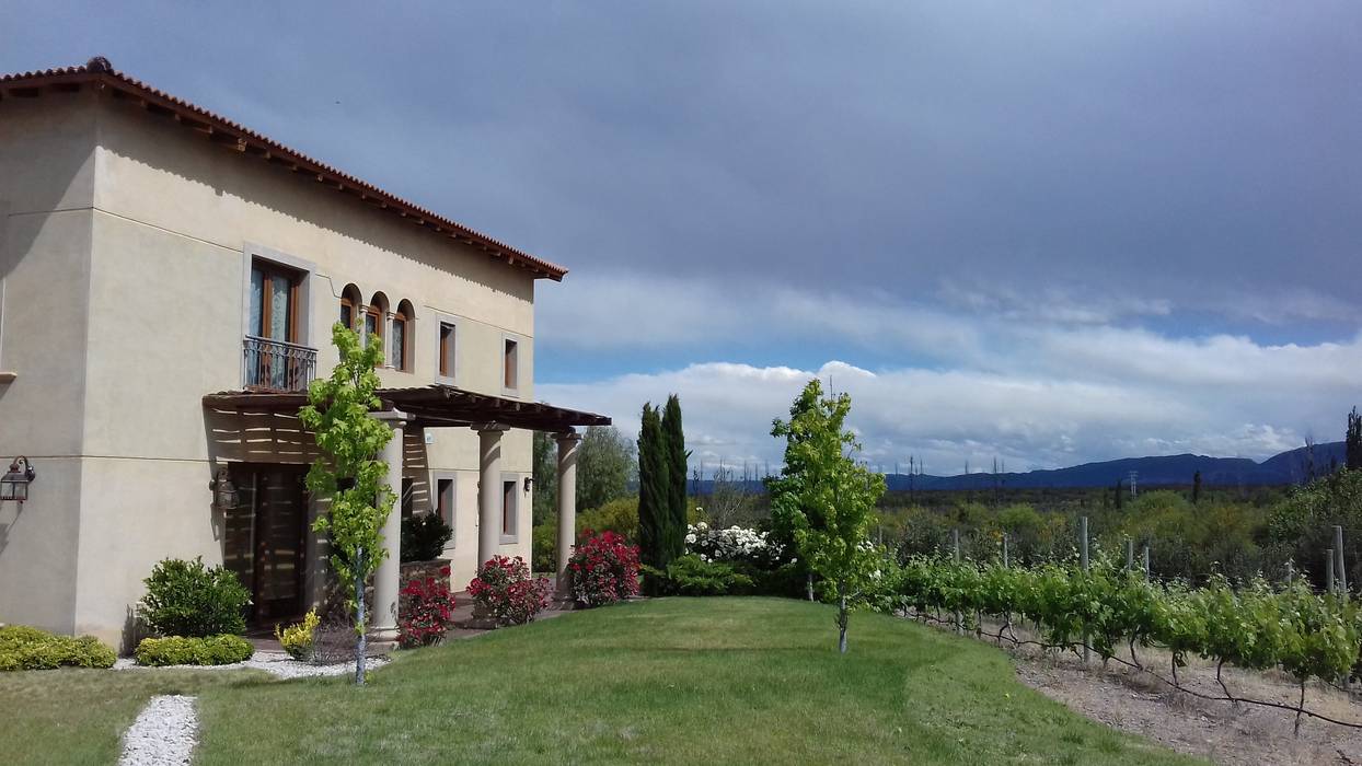 Vivienda en Algodon Wine Estates - Lote E11, Azcona Vega Arquitectos Azcona Vega Arquitectos Country house