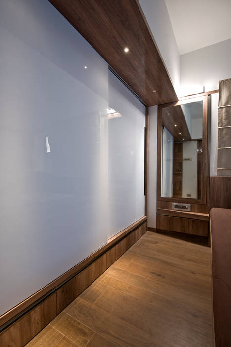 Wardrobe With Sliding Shutters Modern By Dsignature Architects