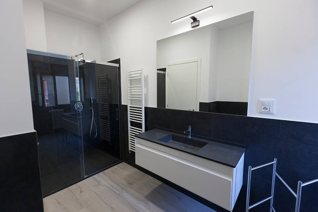 Casa privata Milano, Laura Galli Architetto Laura Galli Architetto Modern bathroom