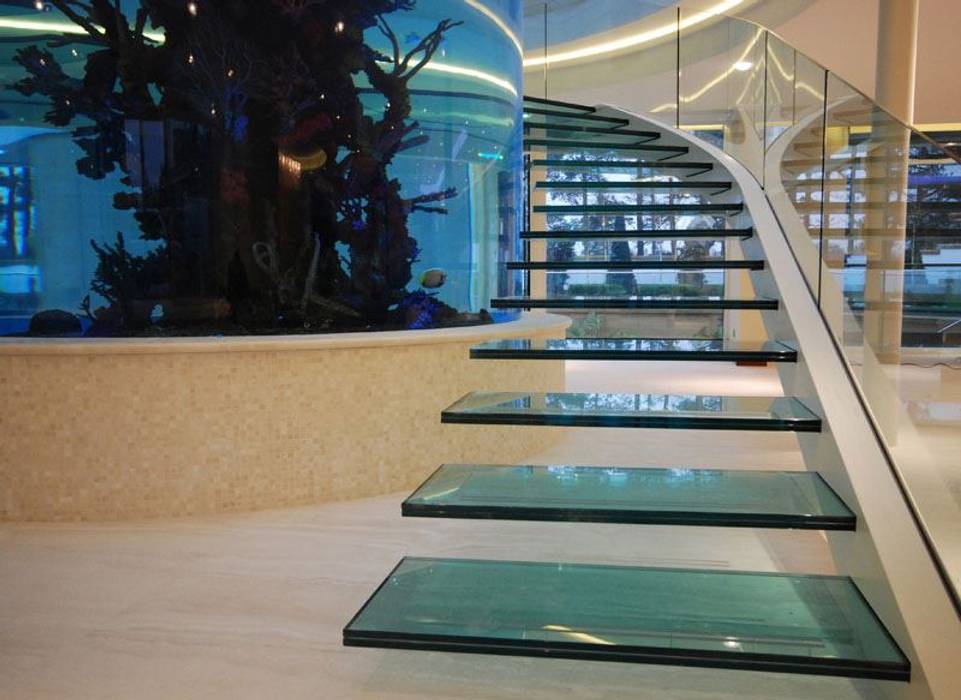 homify Stairs Glass