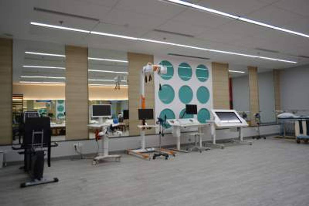 Ortho-Neuro Rehabilitation area DESIGN SYNTHESIS ARCHITECTS Commercial spaces Hospital interiors,Hospitals