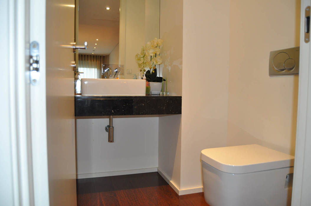 homify Modern Banyo