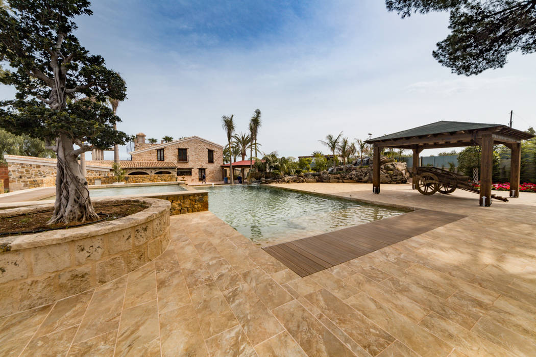 Piscina Privada Denia Ceramica Mayor Piscinas De Estilo Rustico Ceramico Homify