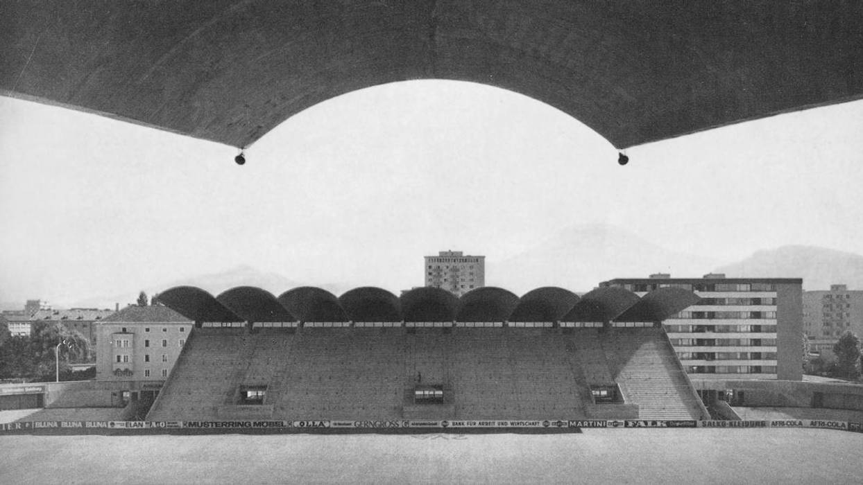 STADION LEHEN, SV AUSTRIA SALZBURG, ADLHART ARCHITEKTEN, ADLHART Architekten | Hallein - Seeham ADLHART Architekten | Hallein - Seeham مساحات تجارية ستاد رياضي