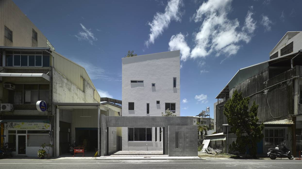 劉宅照片, 良悅建築 良悅建築 Casas de estilo moderno