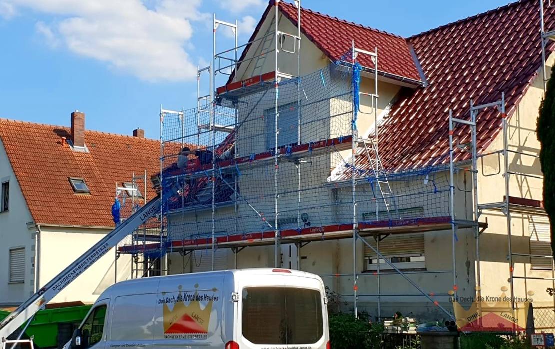 2018 | Dachsanierung in Bünde, Dachdeckermeisterbetrieb Dirk Lange Dachdeckermeisterbetrieb Dirk Lange Gable roof