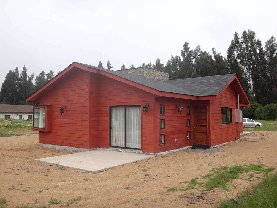 FACHADA SUR PONIENTE ARKITEKTURA Casas unifamiliares Compuestos de madera y plástico