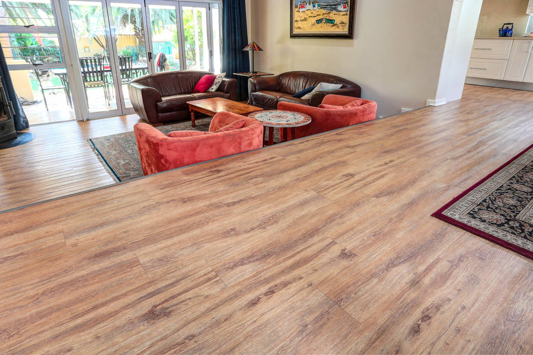 Residential Project, Northcliff, Wanabiwood Flooring Wanabiwood Flooring ห้องนั่งเล่น