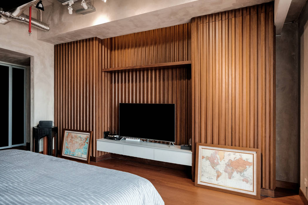 Pondok Indah Residence, FIANO INTERIOR FIANO INTERIOR Kamar Tidur Gaya Industrial Kayu Wood effect TV Console,wooden grill,wooden wall,timber,exclusive,interior,architect,custome made